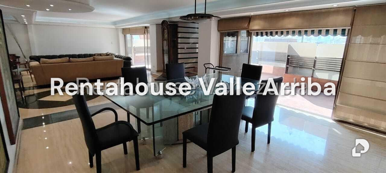 Apartamento en La Florida, Caracas – 11