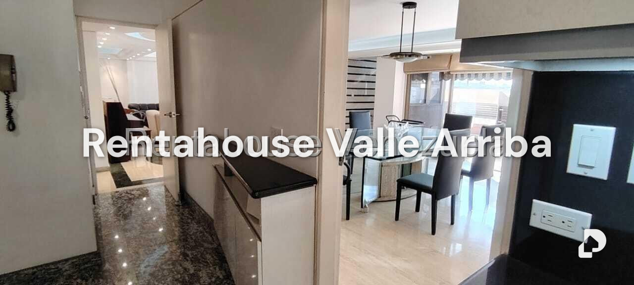 Apartamento en La Florida, Caracas – 17