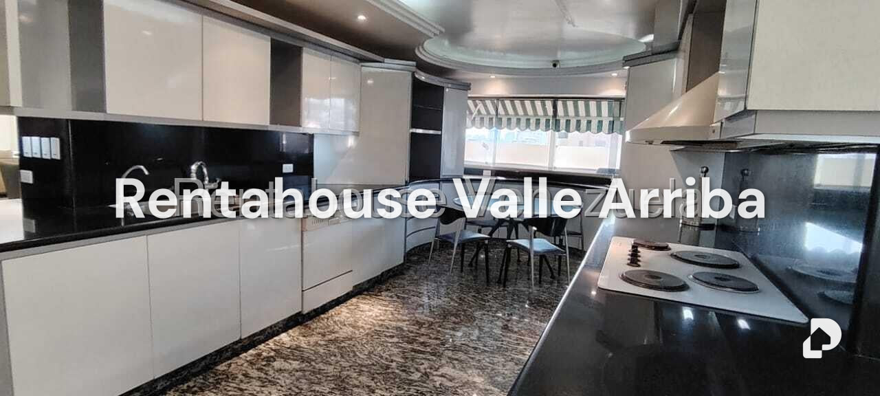 Apartamento en La Florida, Caracas – 23