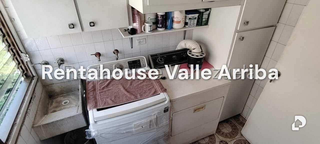 Apartamento en La Florida, Caracas – 25