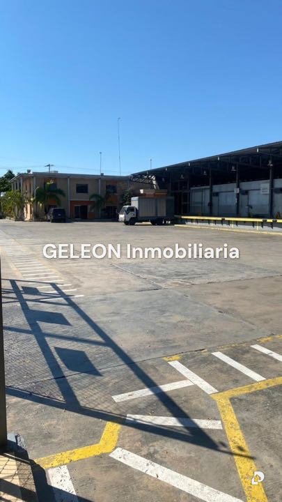 Galpón en Zona Ind. Municipal, Valencia – 4