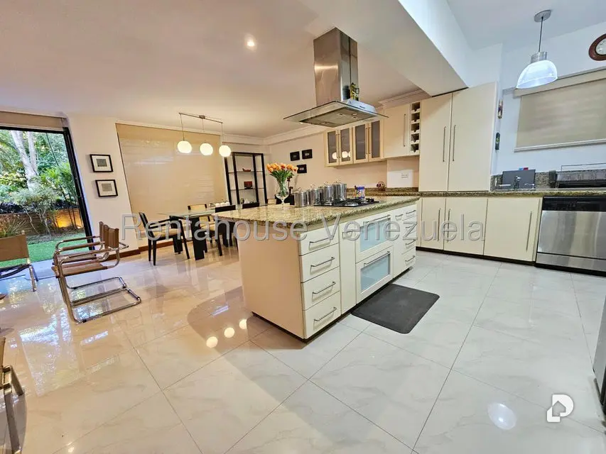 Apartamento en La Boyera, Caracas – 3