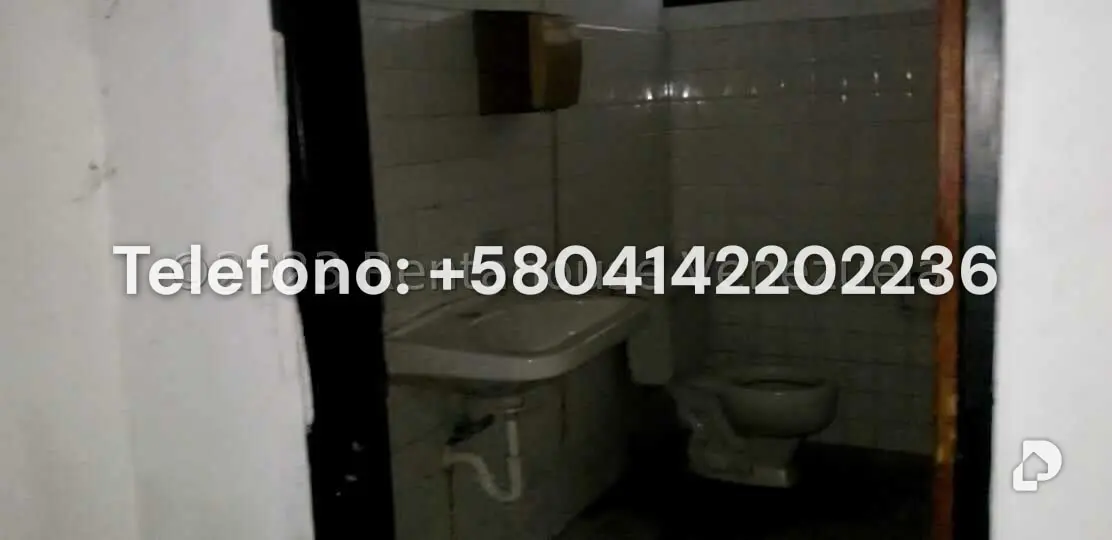 Commercial space in Catedral, Caracas – 11