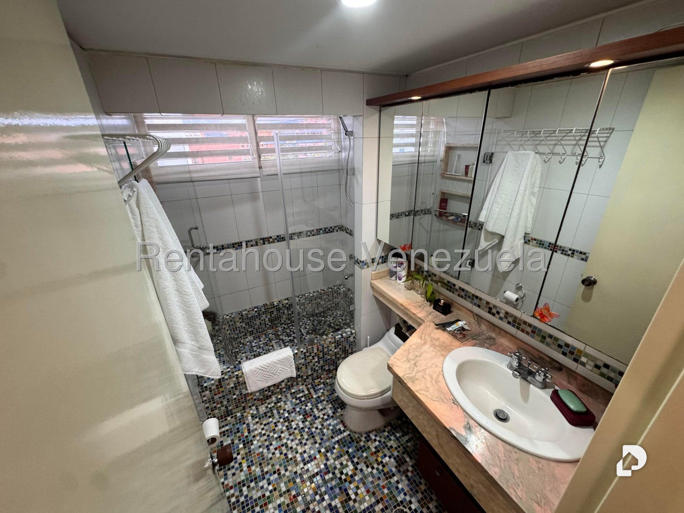 Apartamento en Colinas de Valle Arriba, Caracas