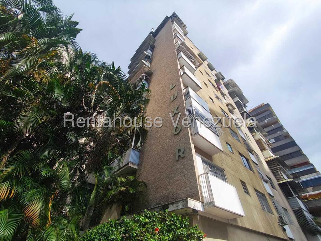 Apartamento en Los Palos Grandes, Caracas - 1