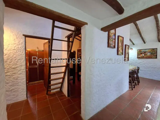 House in Escagüey, Cacute – 17
