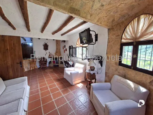 House in Escagüey, Cacute – 4