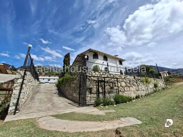 House in Escagüey, Cacute – 1