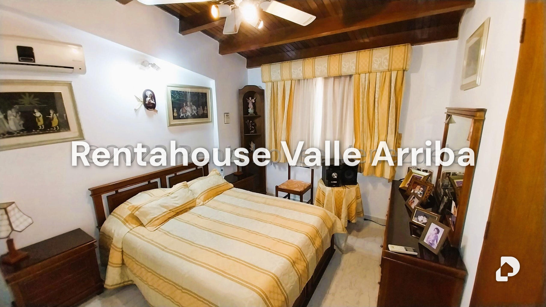 Casa en Alto Prado, Caracas – 23