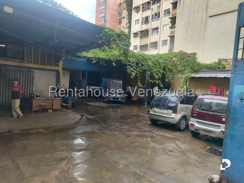 Local comercial en Puente Hierro, Caracas – 5