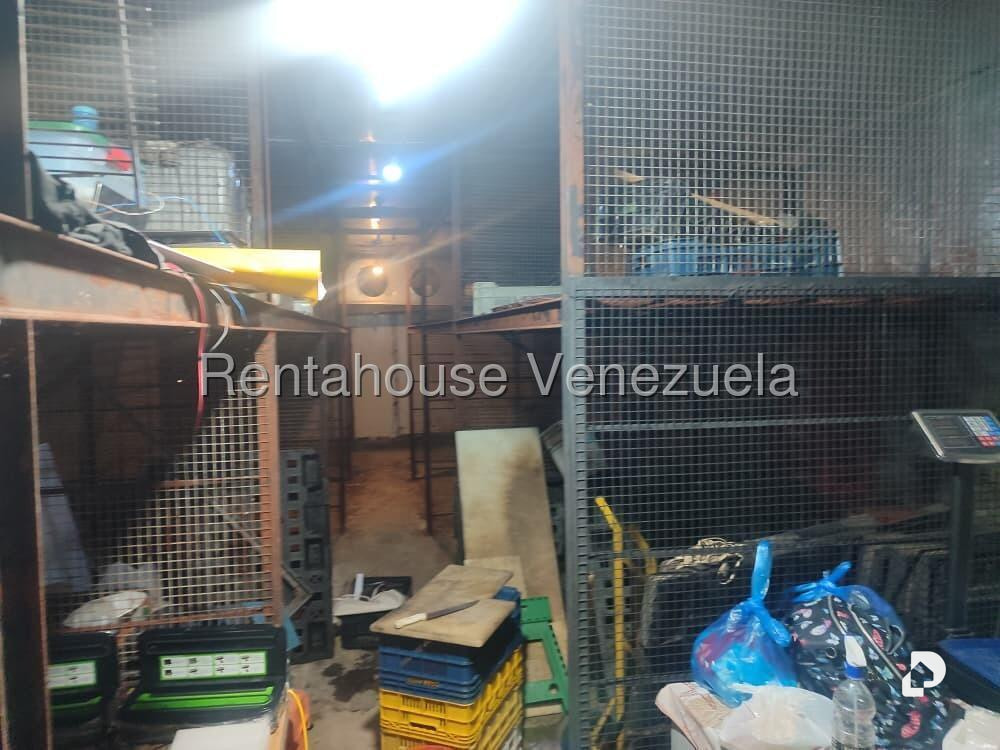 Local comercial en Puente Hierro, Caracas – 17