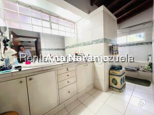 House in Prados del Este, Caracas – 16