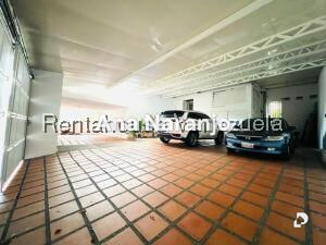 House in Prados del Este, Caracas – 23