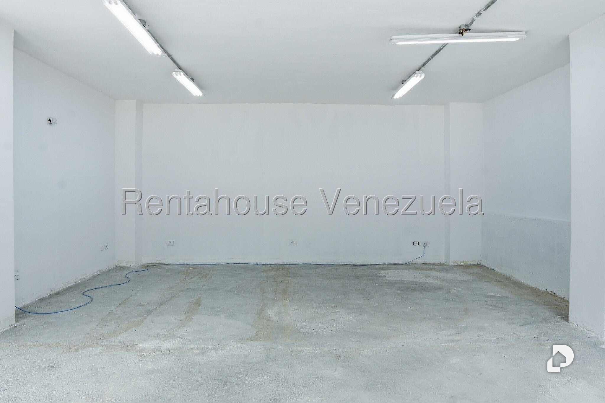 Local comercial en Chuao, Caracas