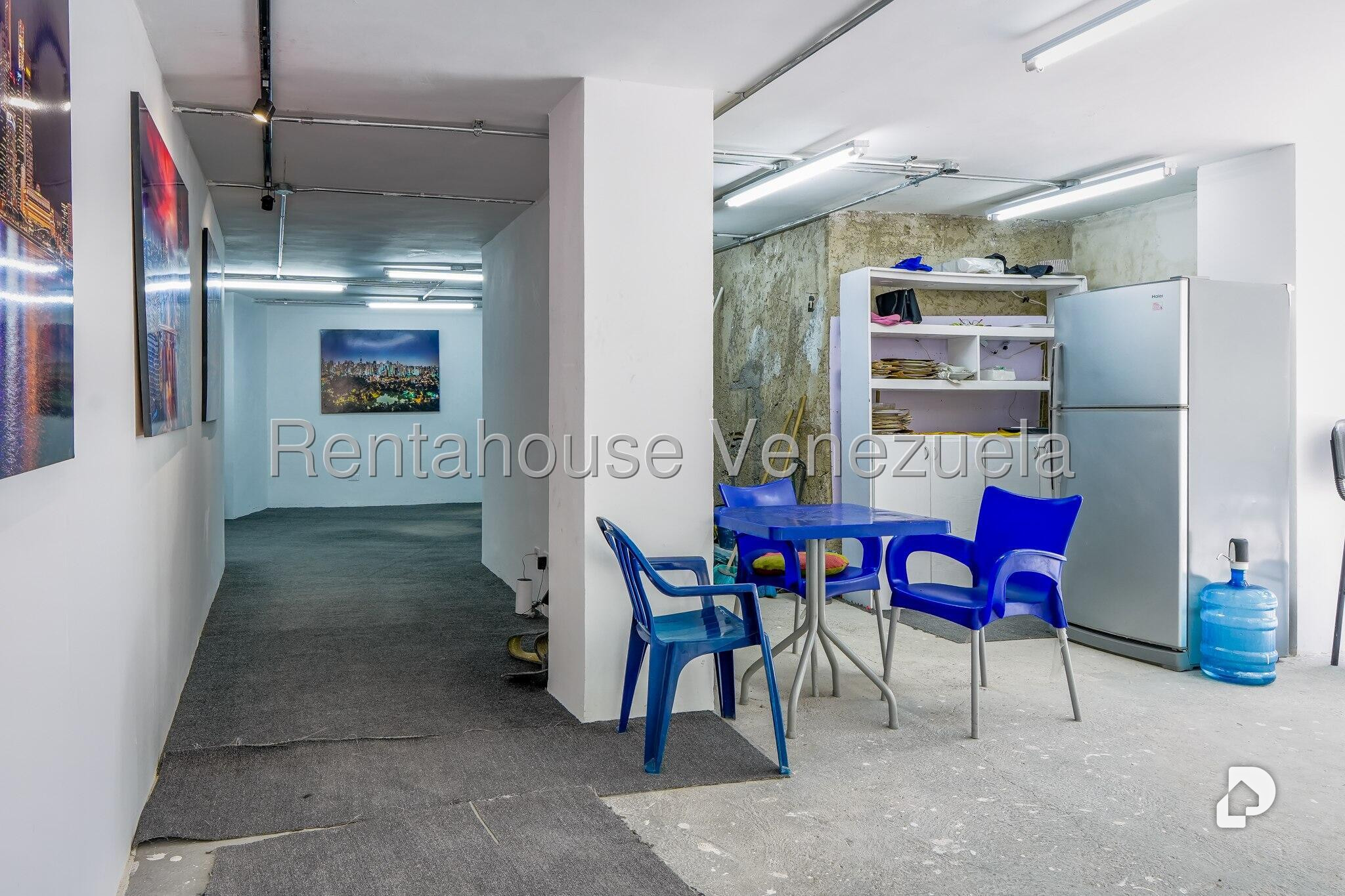 Local comercial en Chuao, Caracas