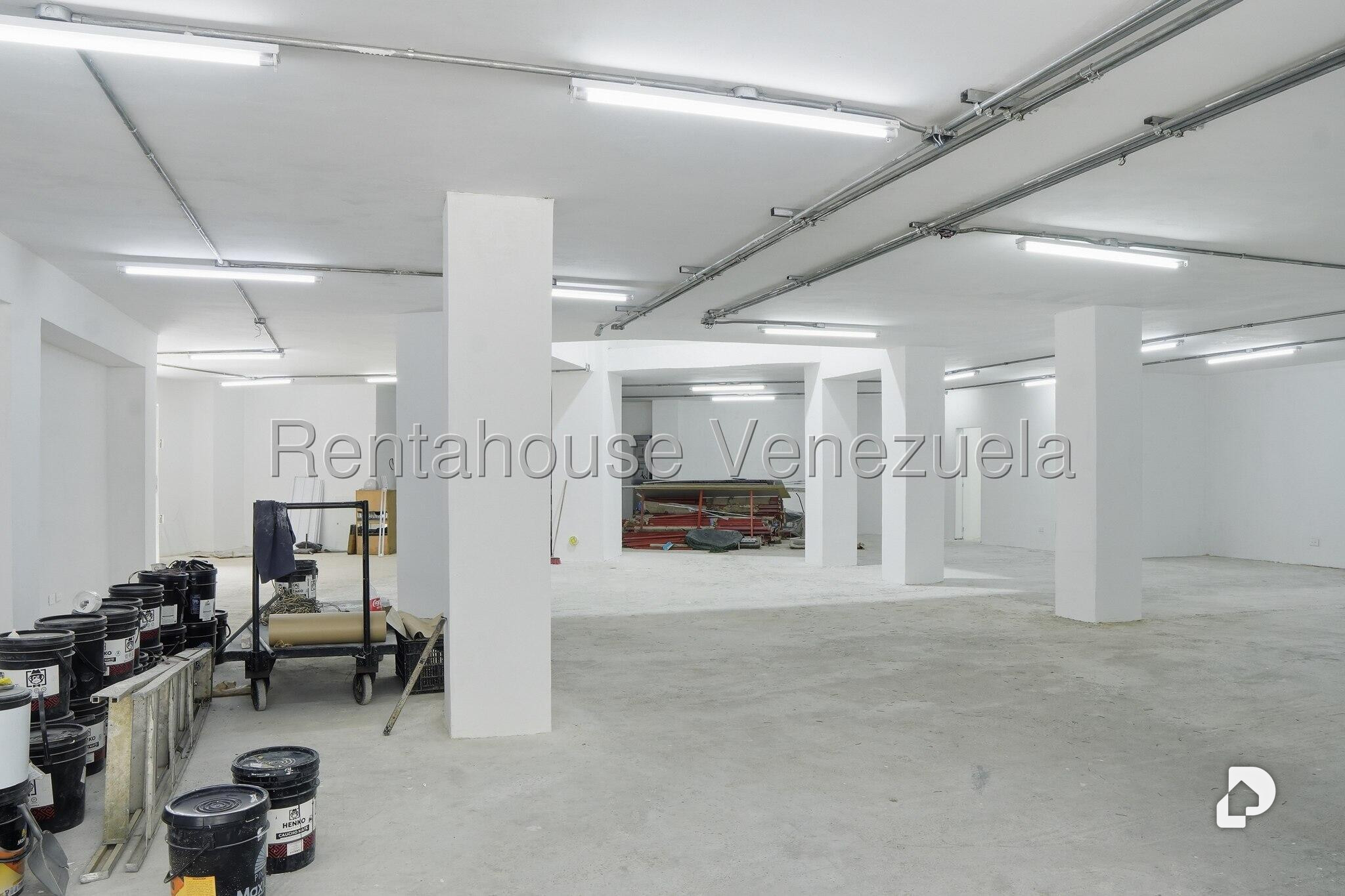 Local comercial en Chuao, Caracas