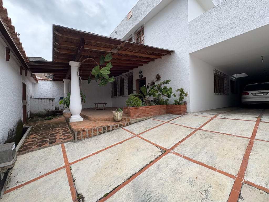 Casa en San Antonio de Los Altos, Altos Mirandinos - 1