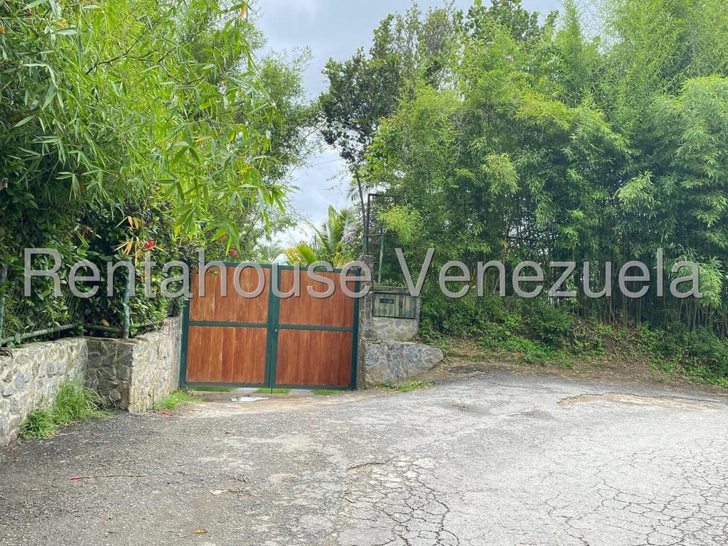Casa en Sabaneta, Caracas - 1