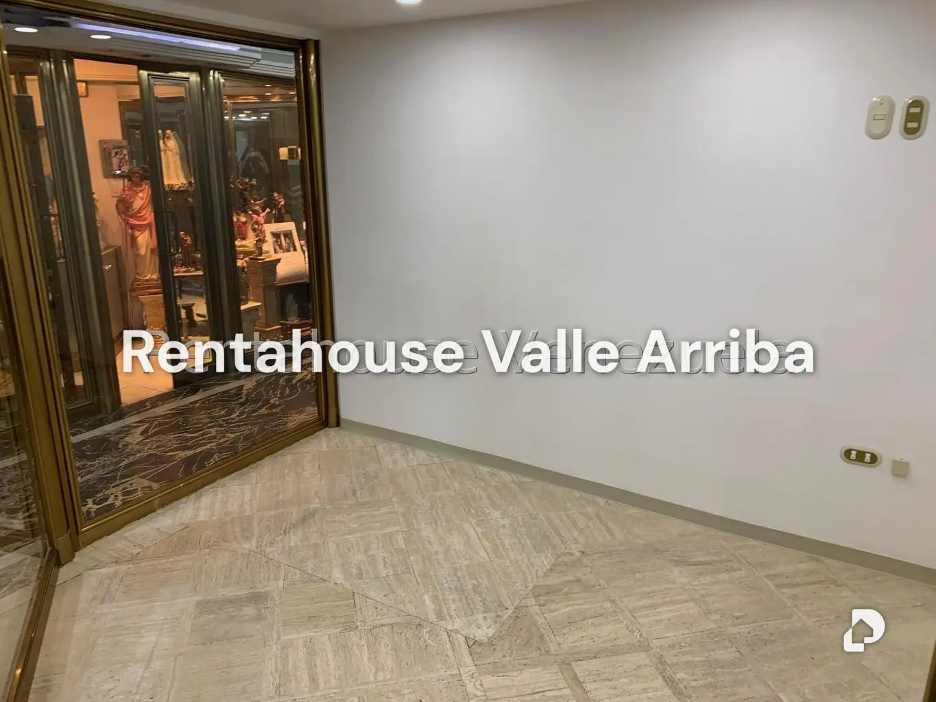Local comercial en Chuao, Caracas – 5