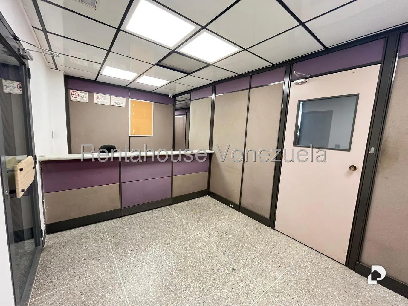Local comercial en La Urbina, Caracas – 6