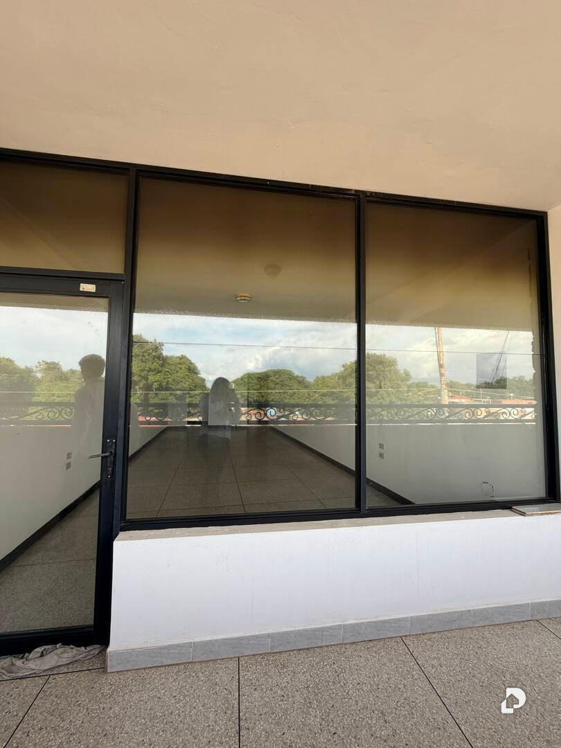 Local comercial en Los Robles, Maracaibo – 3