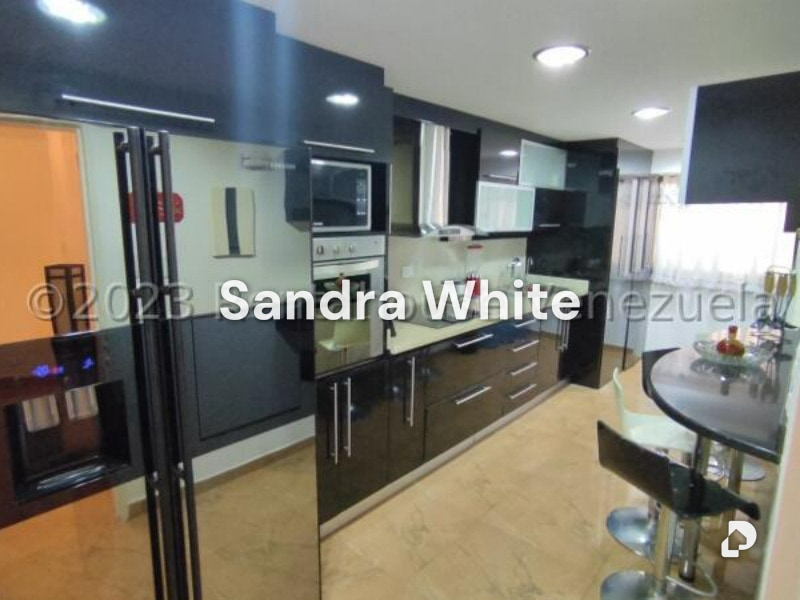Apartamento en Manzanares. 27-1802, Caracas – 13