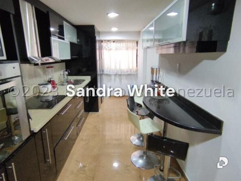 Apartamento en Manzanares. 27-1802, Caracas – 14