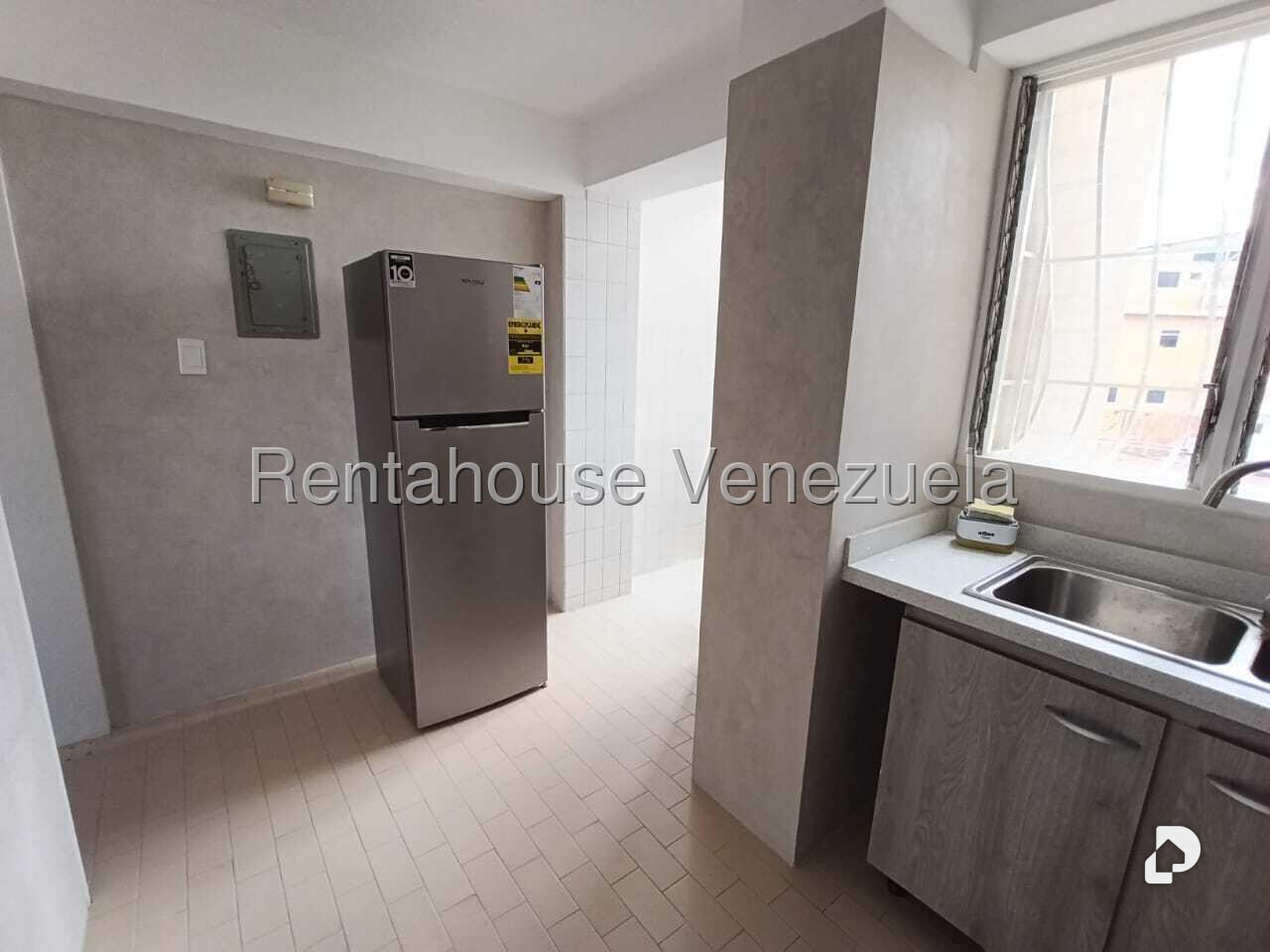 Apartamento en Los Rosales, Caracas – 10