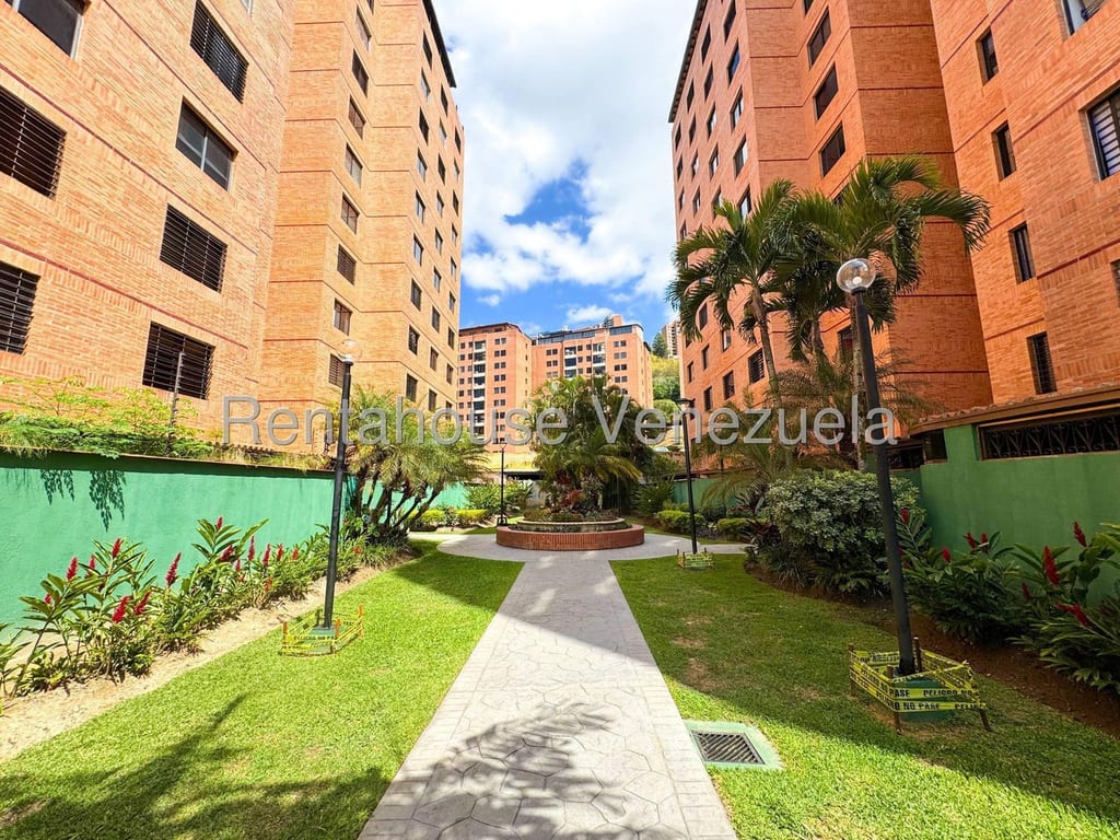 Apartamento en Colinas de La Tahona, Caracas - 1