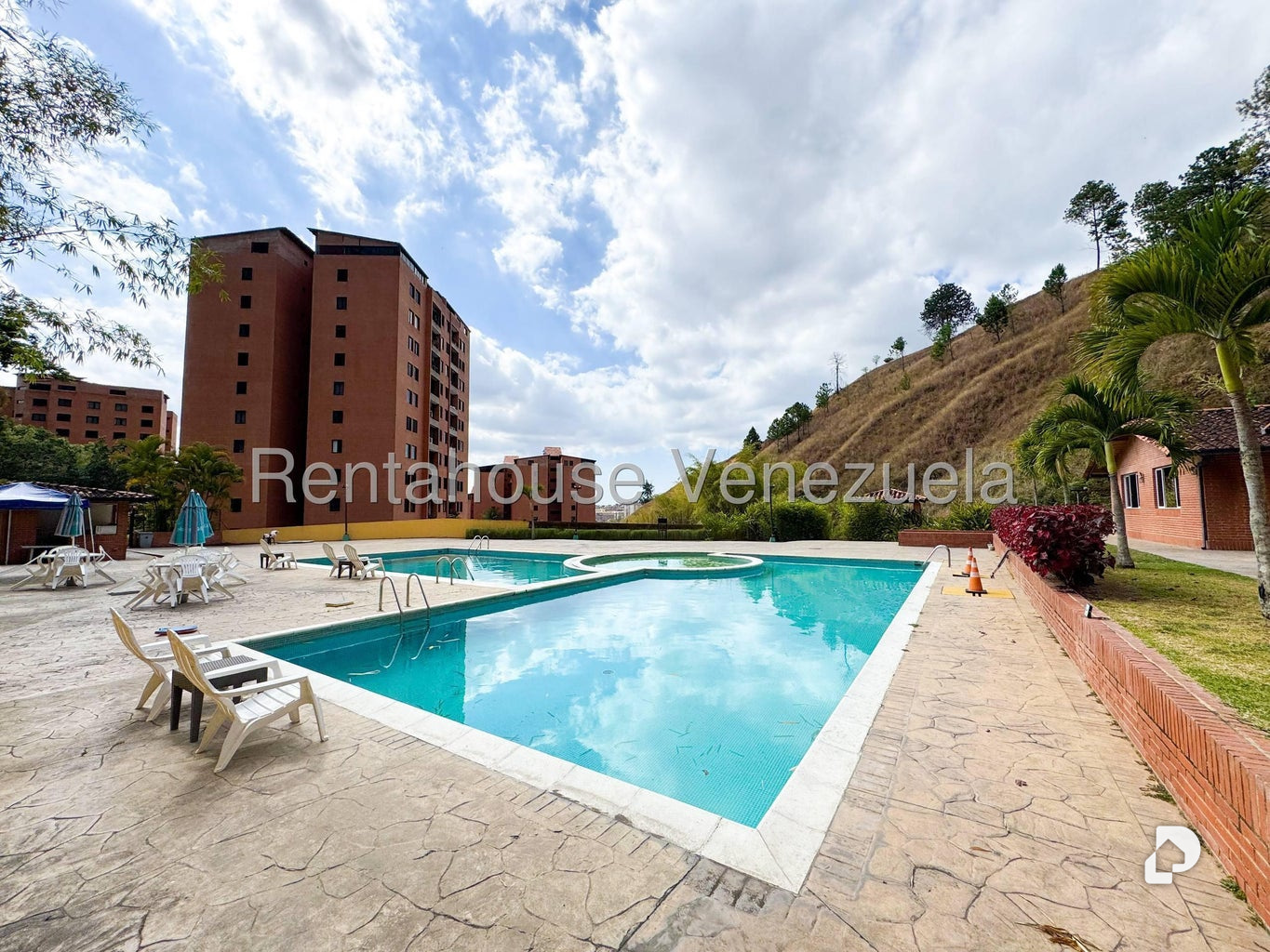 Apartamento en Colinas de La Tahona, Caracas