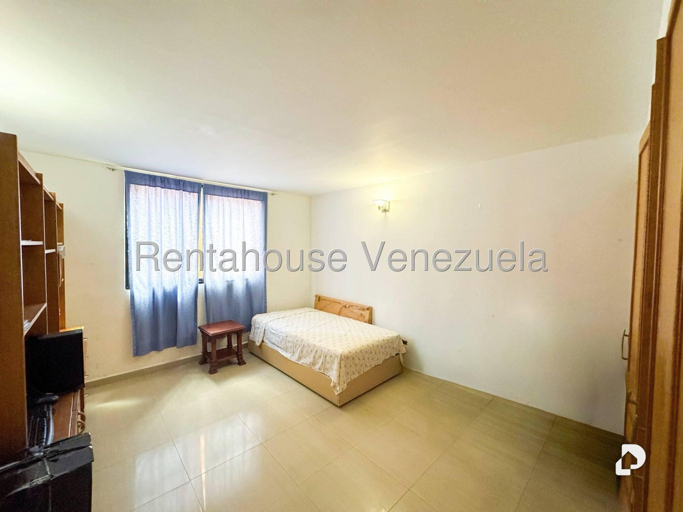 Apartamento en Colinas de La Tahona, Caracas