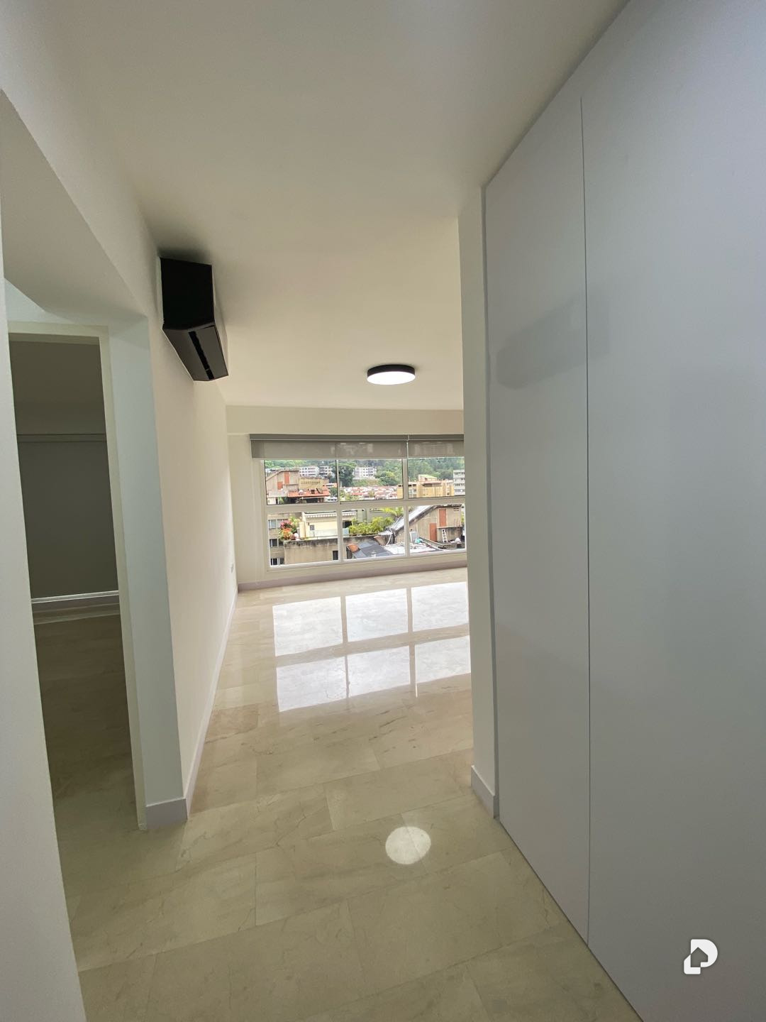 Apartment in La Boyera, Caracas – 8