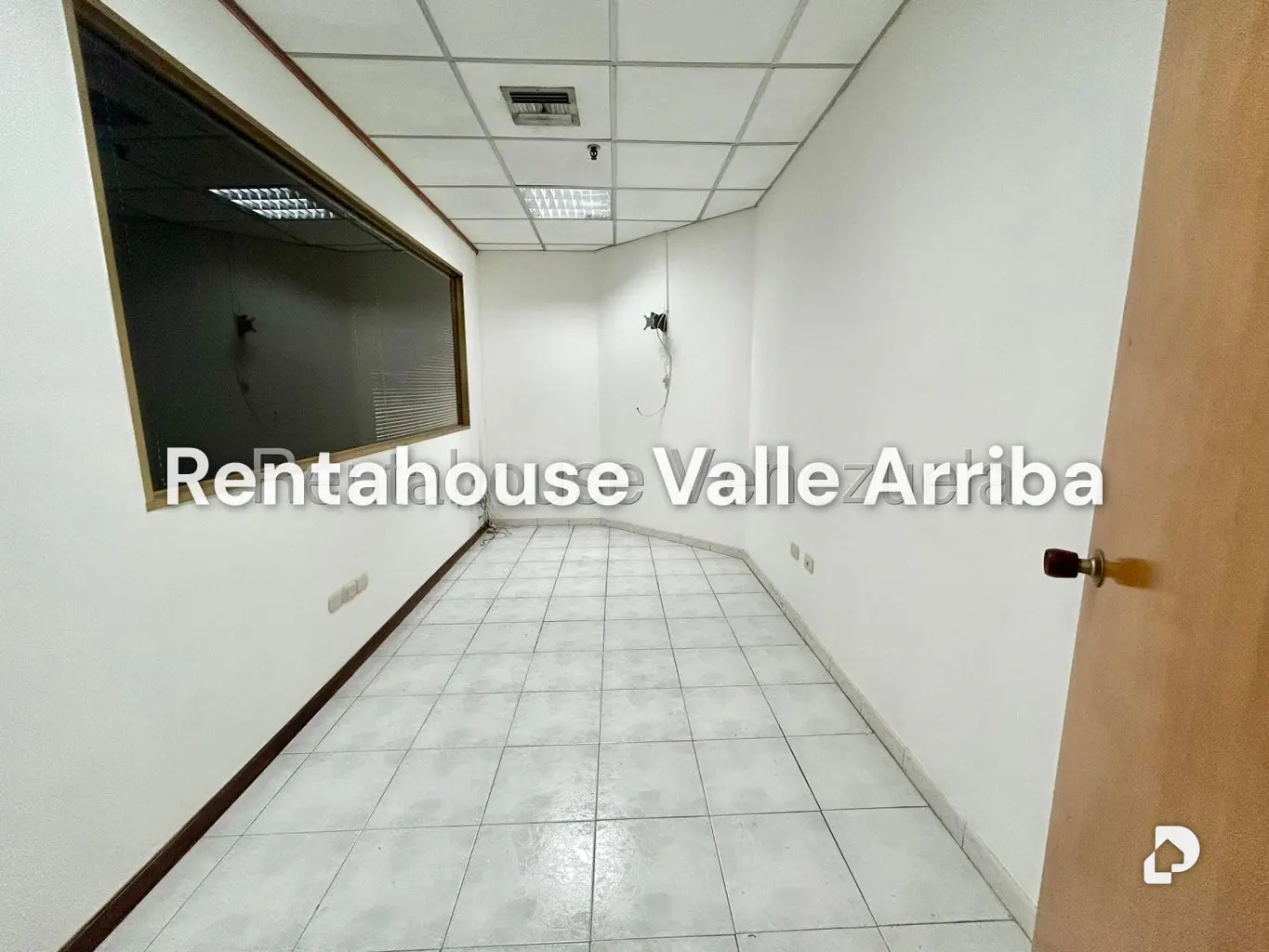 Office in Boleíta Norte, Caracas – 5