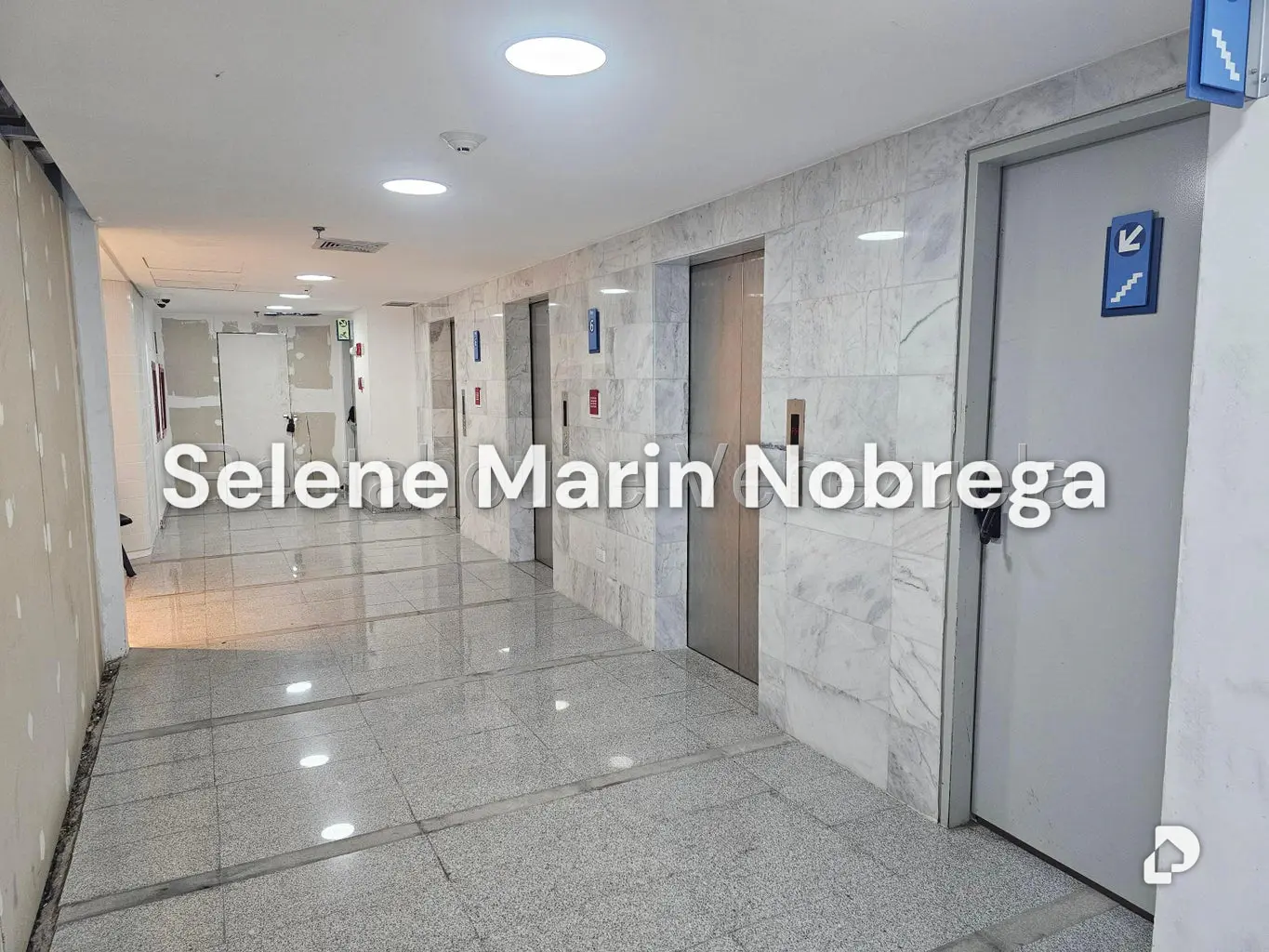 Oficina en Las Mercedes, Caracas – 12