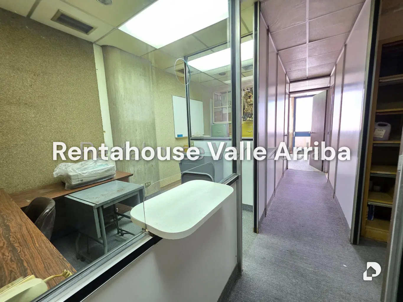 Office in Bello Monte, Caracas – 12