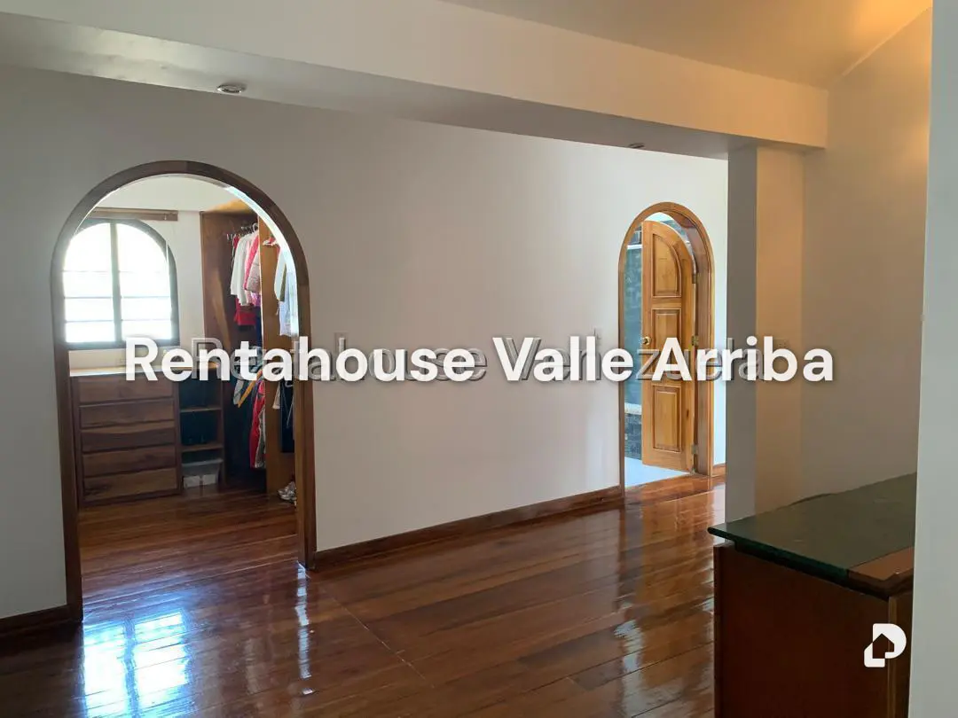 House in Los Naranjos (del Cafetal), Caracas – 12