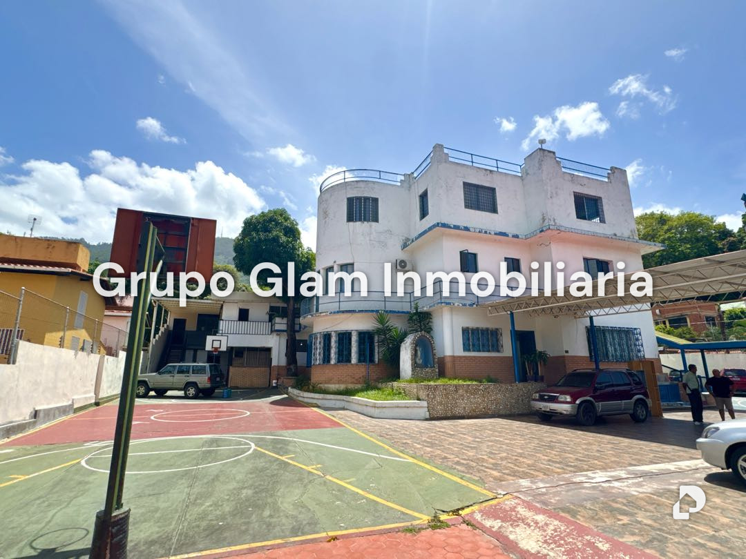 Casa en La Florida, Caracas – 27