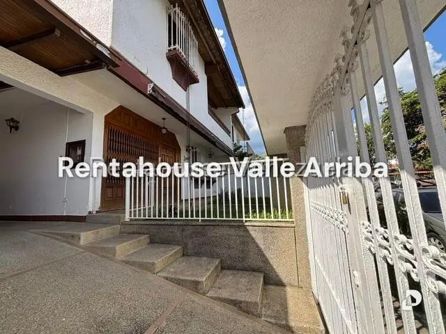 Casa en Macaracuay, Caracas – 28