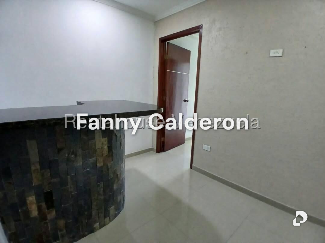 Oficina en Las Mercedes, Caracas – 3