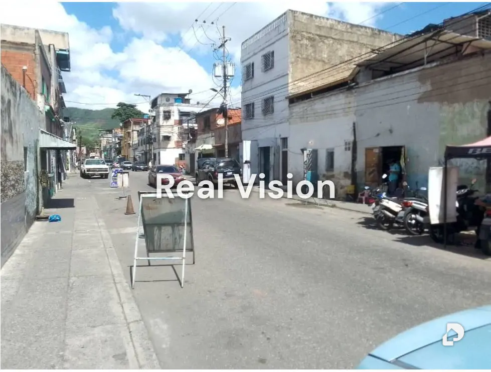 Local comercial en Prado de María, Caracas – 1