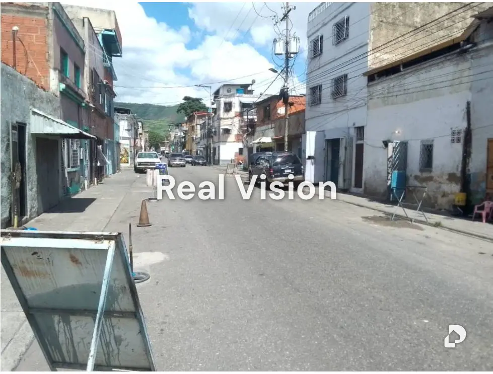 Local comercial en Prado de María, Caracas – 2