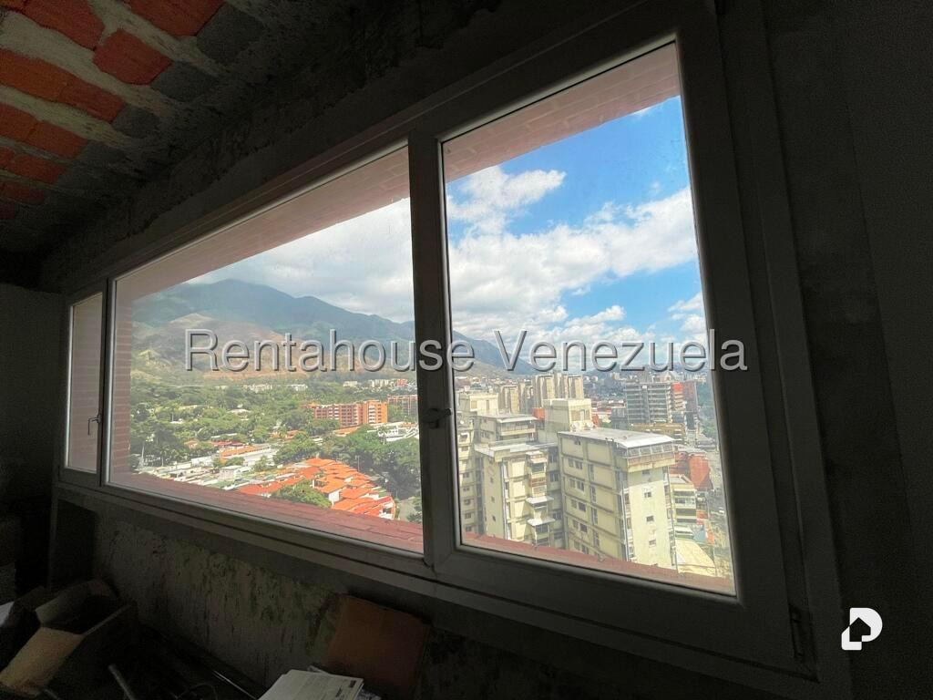 Oficina en Los Dos Caminos, Caracas – 5