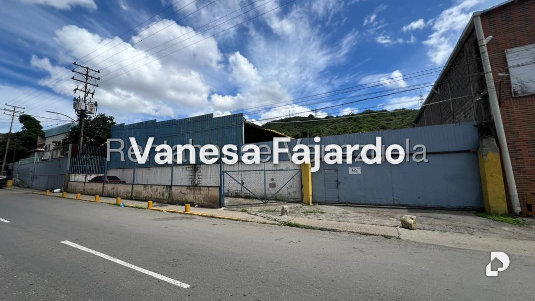 Terreno en La Yaguara, Caracas – 2
