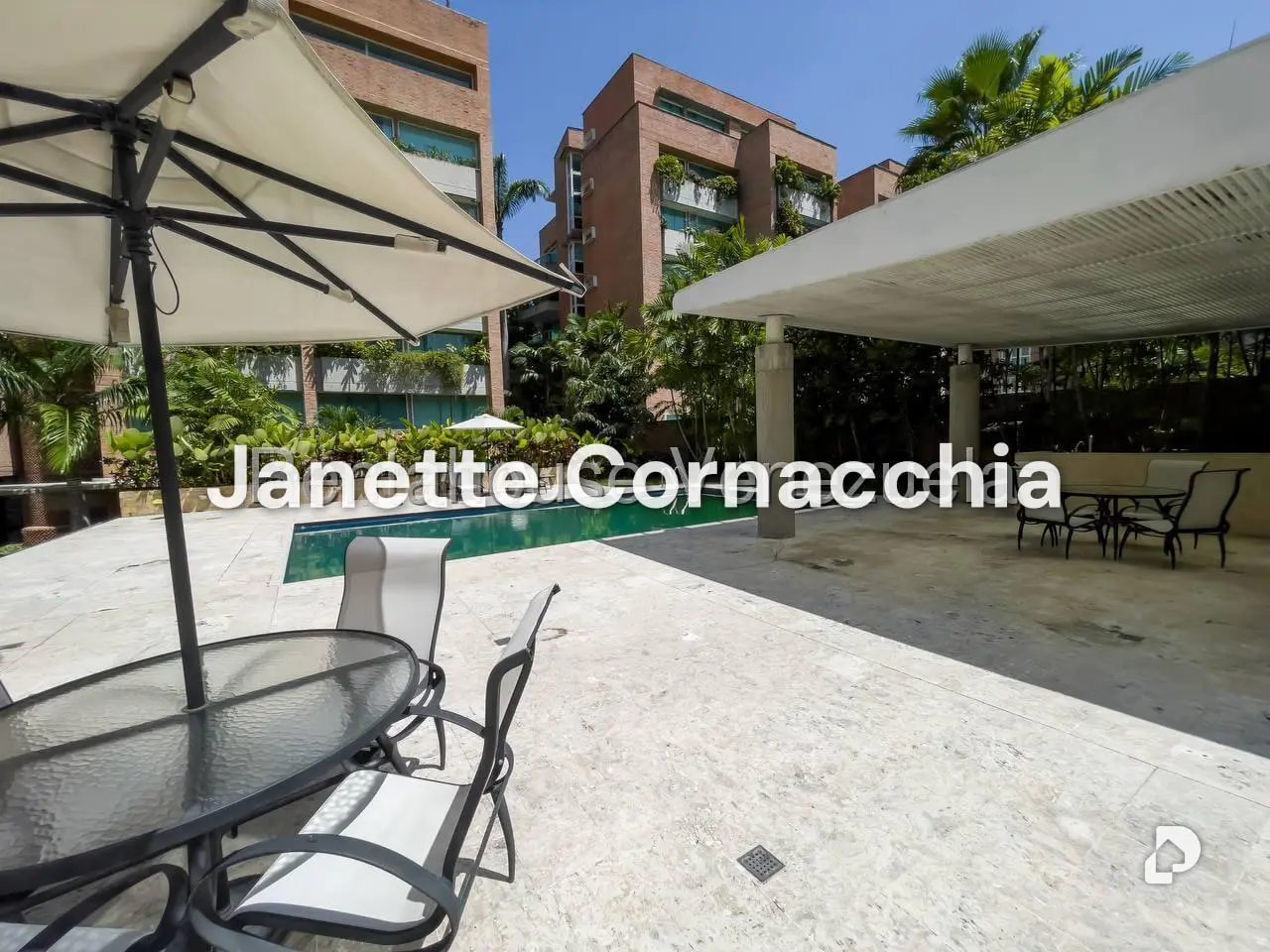 Apartamento en Campo Alegre, Caracas – 25