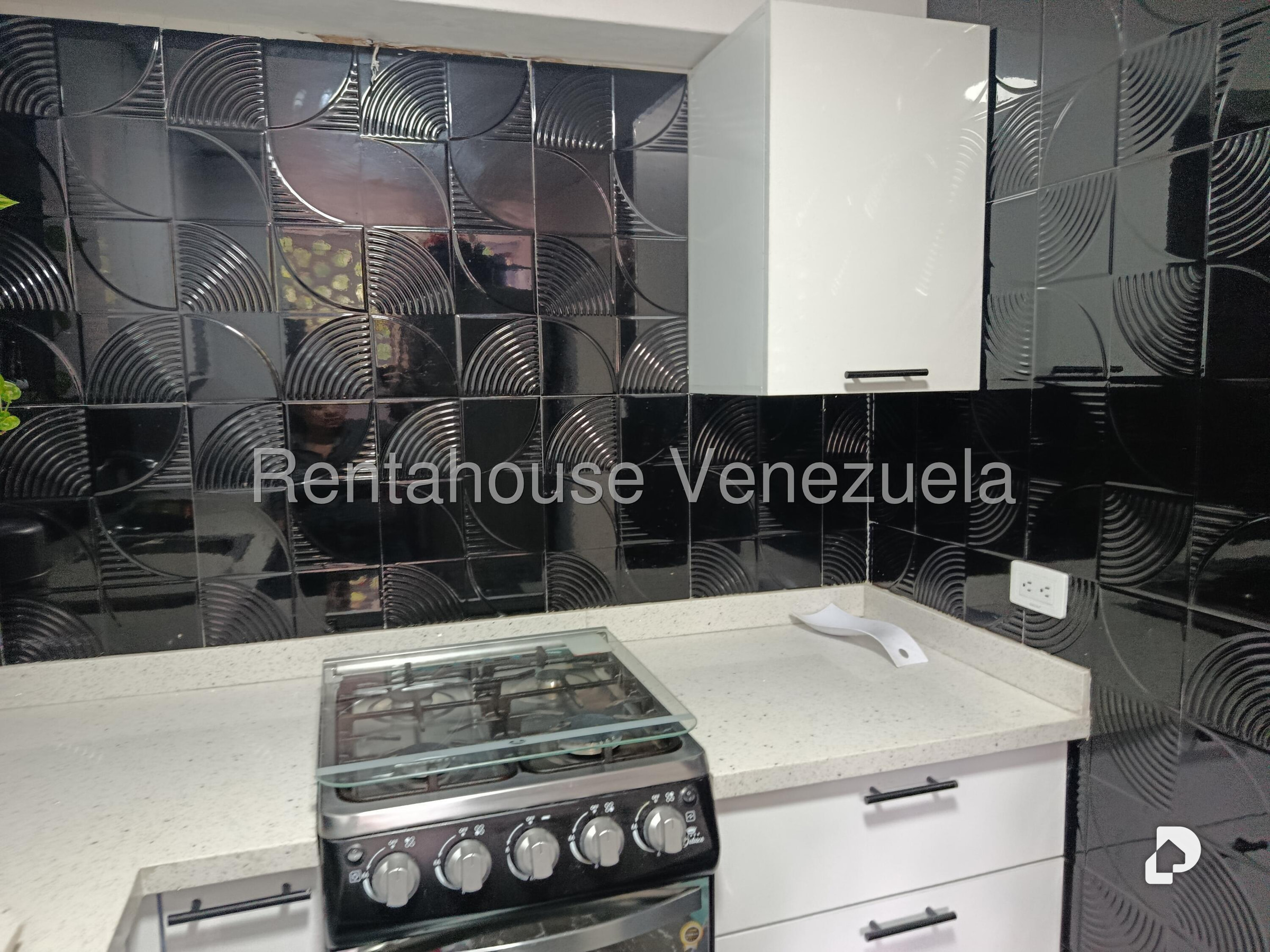 Apartamento en Santa Mónica, Caracas – 11