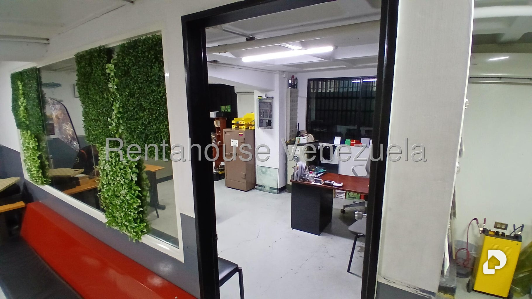 Local comercial en Boleíta Norte, Caracas – 27