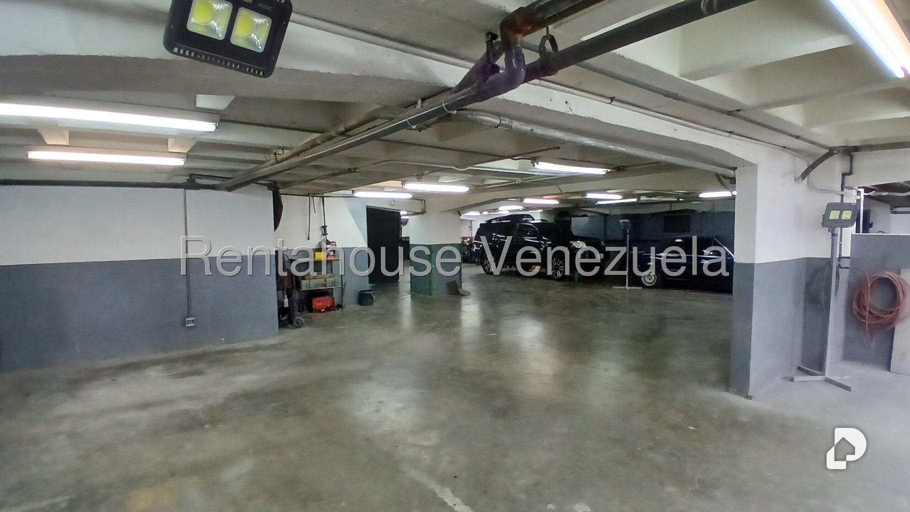 Local comercial en Boleíta Norte, Caracas – 13