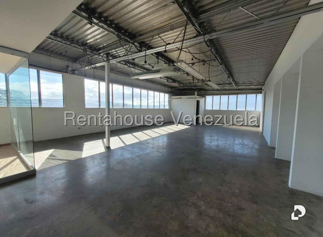 Local comercial en Boleíta Norte, Caracas – 17