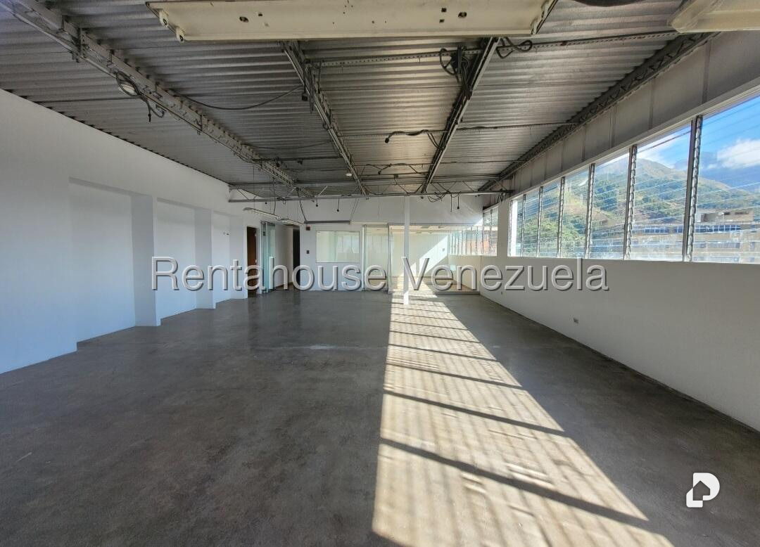 Local comercial en Boleíta Norte, Caracas – 15