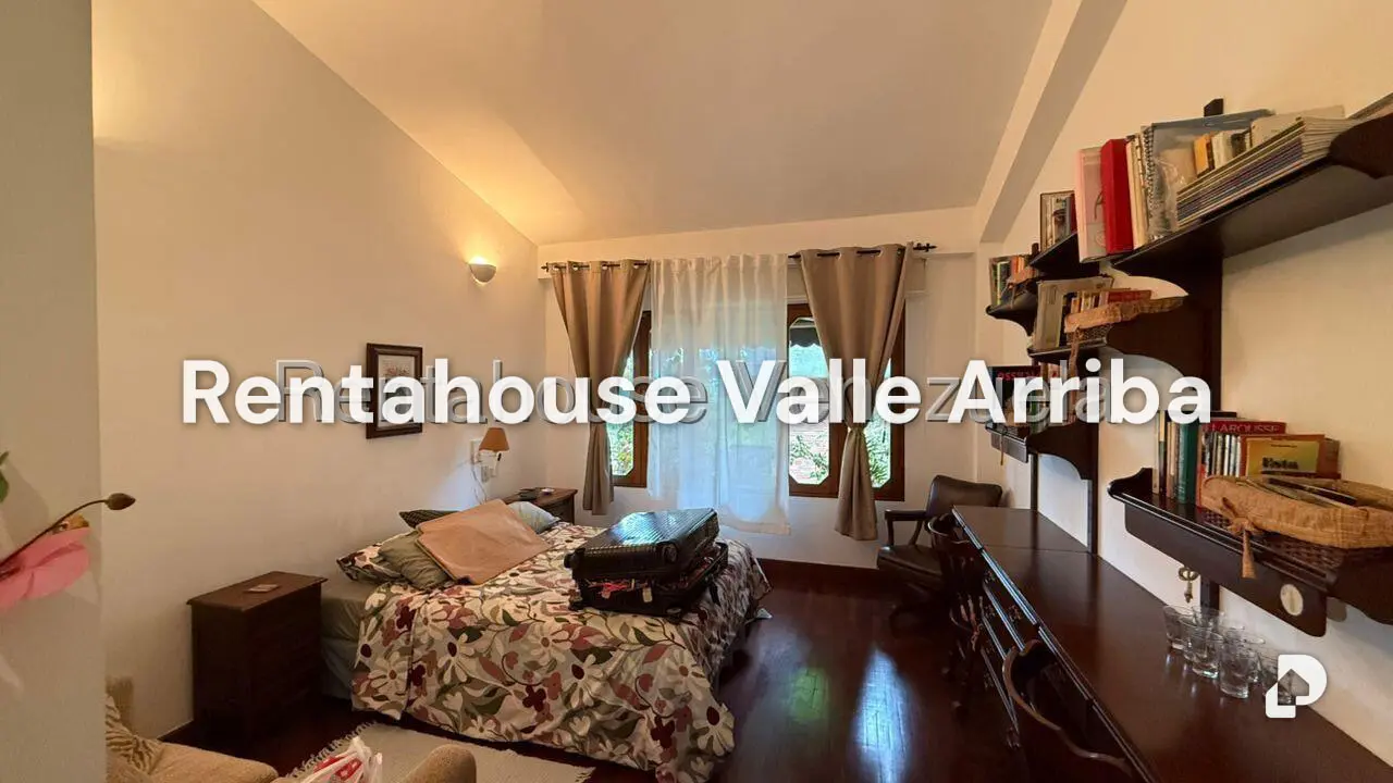Casa en Oripoto, Caracas – 24